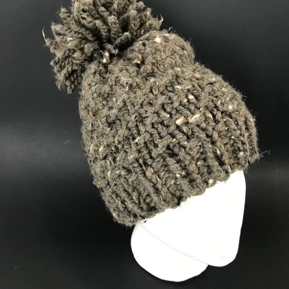 Hand knit/crochet wool blend pom pom beanie hat gray/green